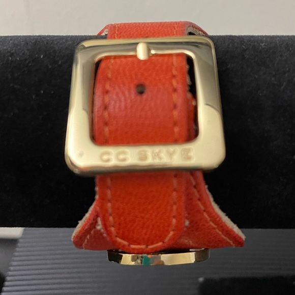 CC Skye Cuff - Picture 2 of 3